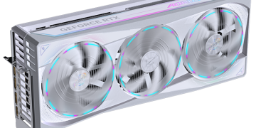 AORUS GeForce RTX 5090 STEALTH ICE 32G Review